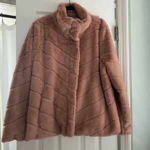 Cavalini Women's Faux Fur Cape in Soft Brown